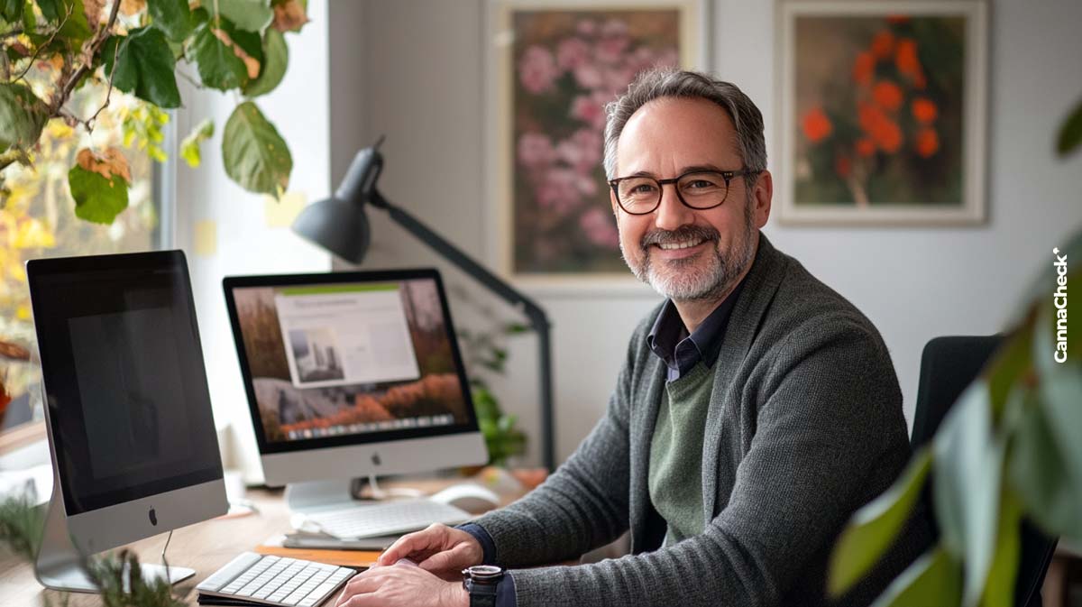 Arzt prüft deinen Fall online